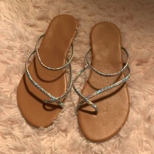Women’s sandals